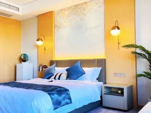 Elegant Young Hotel