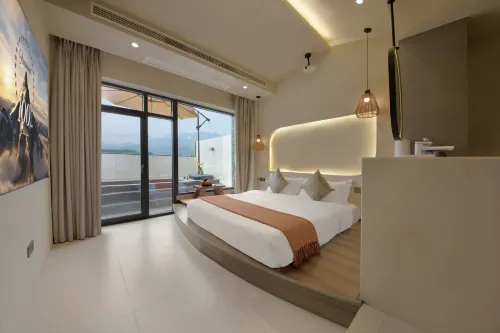 Huahai Hot Spring Hotel (Dujiangyan Scenic Area) - 2-Star