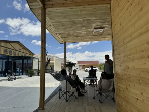 Snowtop Westernmost Lodge · Taxian Ăn uống Photos