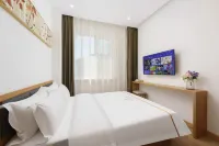 TaiHe Park House（Laohutan Ocean Park Store） Hotels near Zhongshan Art Museum