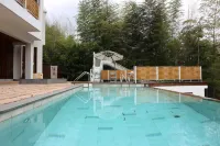 Huzhou Miaoxi Slide Meisu - Infinity Pools