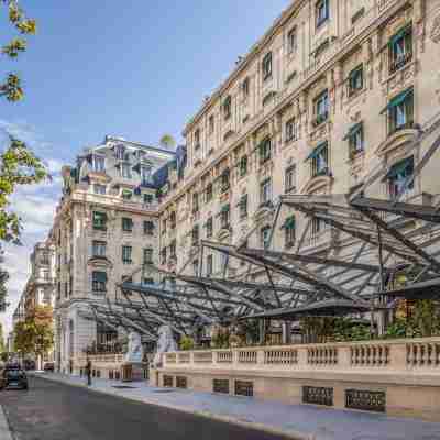The Peninsula Paris Hotel Exterior