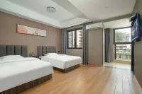 Phoenix Business Hotel (County Hospital Shop) Hotels in Datian