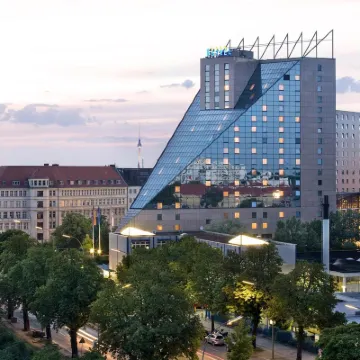 Estrel Berlin Hotels in der Nähe von Museumsinsel