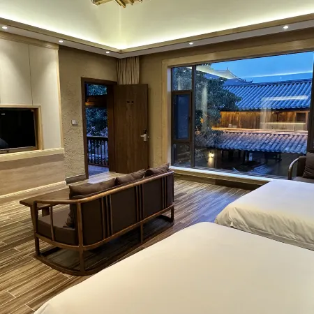 Qiu's compound
