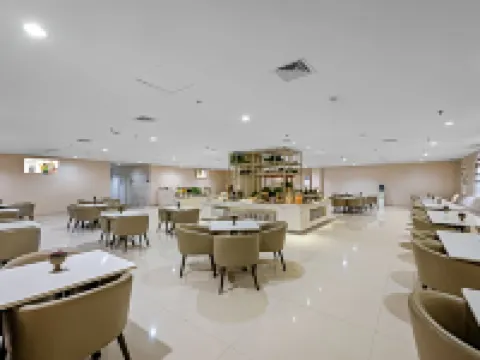 Grand Whiz Megamas Manado Hoteles en Manado