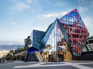 ダブルツリー バイ ヒルトン ニース センター アイコニック