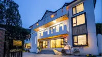 Floral Hotel·Jinan Yueshan Homestay Hotels in Jinan