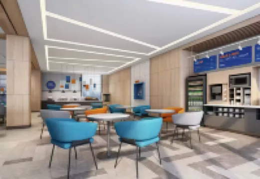 Holiday Inn Express SHENZHEN NORTH STATION by IHG