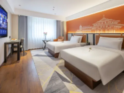 Romantic Season Middle Street Hotel (Shenyang Zhongjie Palace Museum Joy City Store) Hoteles en Shenyang