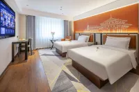 Romantic Season Middle Street Hotel (Shenyang Zhongjie Palace Museum Joy City Store) Hotels in 