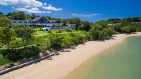 Villa Amarapura Hotels in Ban Pa Khlok