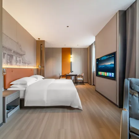 Yue Wutong X Hotel (Xuchang Fat Donglai Times Square Cao Wei Ancient City)