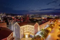 Huyue Hotel (Mile Huquan Ecological Park)