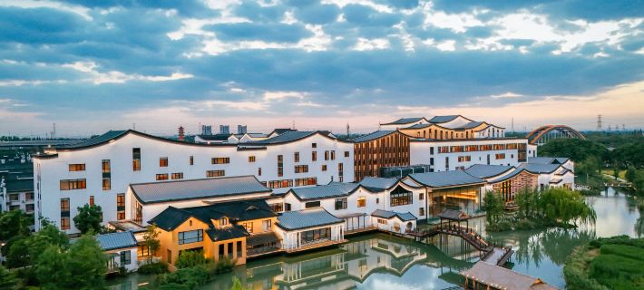 Arcadia Village Hotel Các khách sạn ở Đồng Hương
