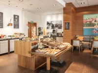 Hotel Mercure Warszawa Airport โรงแรมในวอร์ซอ