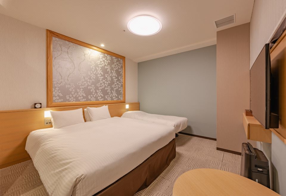 3. 리치몬드 호텔 ..