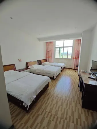 Yanyuan Xinshengda Business Hotel Отели в г. Яньюань