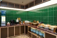Orange Mercure (Chaozhou Ancient City West Lake Branch)