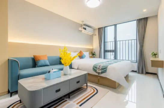 Jinzhou International Apartment Hotels near Jiaomen Park