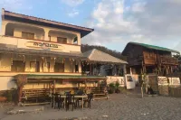 Monaliza Surf Resort Hotels in 