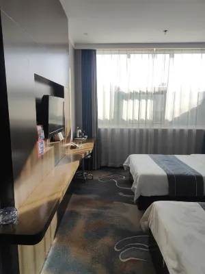 Jin Hyatt Hotel, Luxian County
