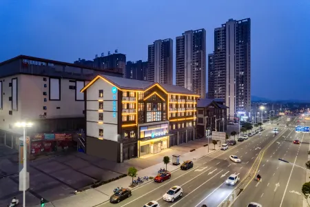 HanTing Hotel (Xinyang Xinxian Branch)