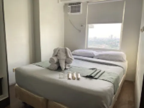 Gilmore Tower Suites By SMS Hospitality