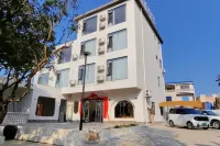 Feeling Relaxed Garden Hotel Hotels near Beihai Port Shibuling Port Area