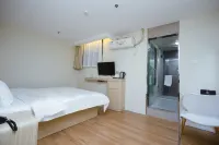 Xuzhou High Speed Railway East Station Store Hotel in zona Xuzhou East Railway Station