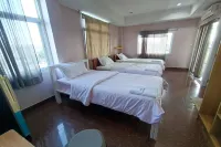 Baansuwanna Hotel Hotel in zona Wat Non Sung