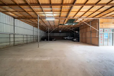 Ledongguan Lai Intelligent Hotel (Huangliu Station) Отели рядом с достопримечательностью «Yinggehai Salt Flats»