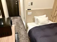 HOTEL LiVEMAX BUDGET Mihara Ekimae Hotel a Mihara