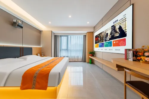 Qingxi Movie Hotel (Pangdonglai Chaoshi Jinhuidian)