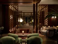 Dusit Thani Bangkok - Luxury