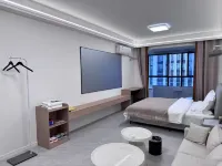 G Homestay (Xuchang Furonghu)