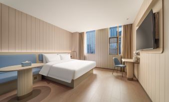 HanTing Hotel (Guiyang Huaguoyuan Baigong Art Center)