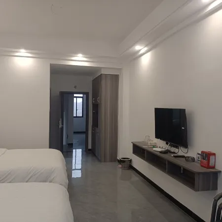Rongcheng Business Express Hotel Hotels in Yuping Dong Autonomous County