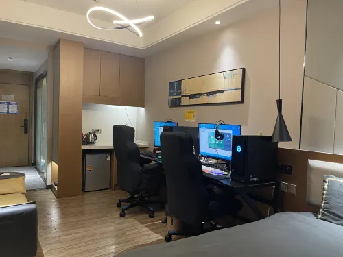 Stalker e-sports hotel