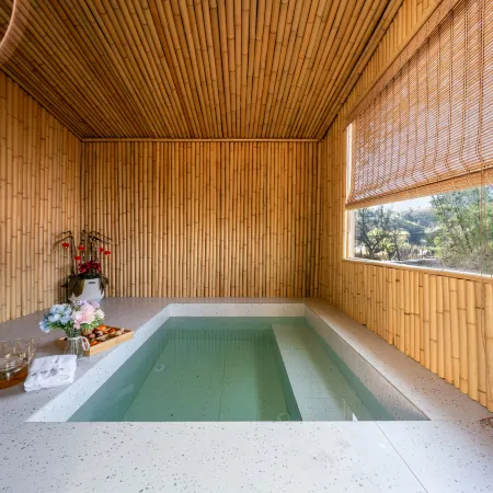 Anji Yunying Designer Private Soup Hot Spring Resort Villa