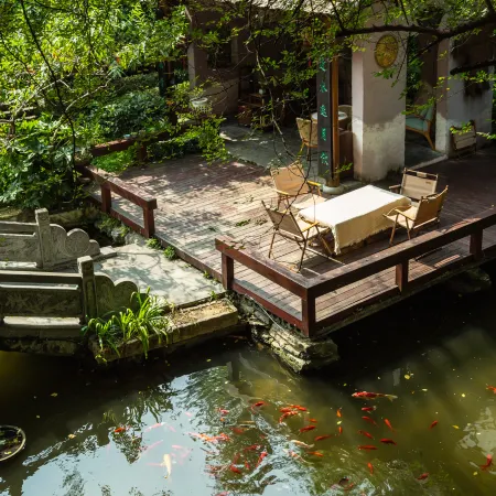 Phoenix Xueqingji Humanity Banshan Homestay (Phoenix Ancient City Branch)