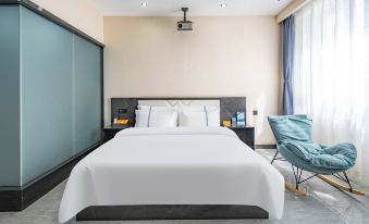 Yijiaxin Business Hotel