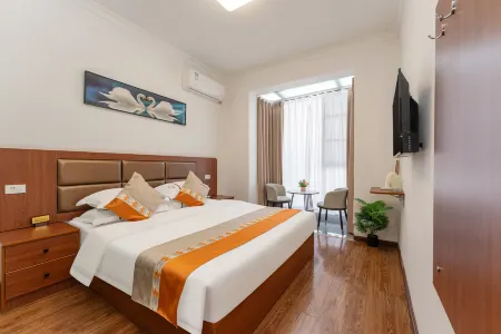 Yichang Qingfeng Inn (Three Gorges Dam Landscape Terrace Store) Отели рядом с достопримечательностью «Interception Memorial Garden»