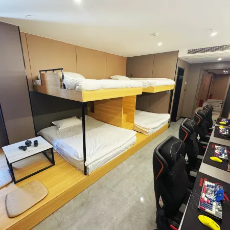 Number Seven E-Sports Hotel