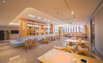 Elong Wanguo Hotel (Datong Pingcheng Dongxin Branch)