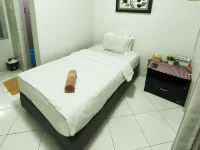Padekostay فنادق في Tulungagung