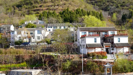 Weihui Shanyu Yinxiang Homestay Отели рядом с достопримечательностью «Paomaling»