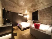 โรงแรมจงโนโฮเทลป็อปลีดส์พรีเมียร์ โรงแรมใกล้สถานีจงโนซัมกา