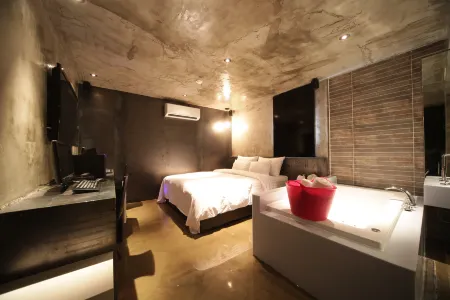 Hotel Pop Jongno