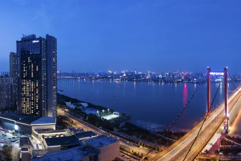 Hilton Wuhan Riverside